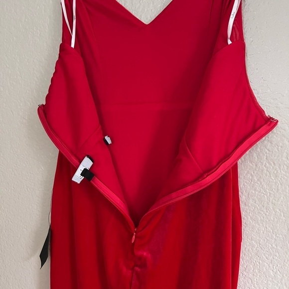 Glamorous Event Red Velvet Strapless Mermaid Maxi Dress - Picture 6 of 9